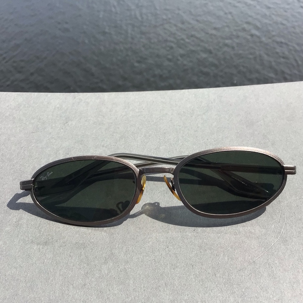 Collector B&L Ray-Ban Sidestreet Oval Gun Metal Sunglasses Green Lenses W2852